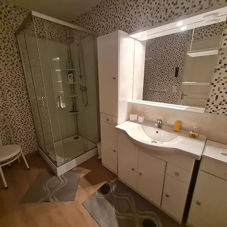 Bed & Breakfast Les Glycines Choloy